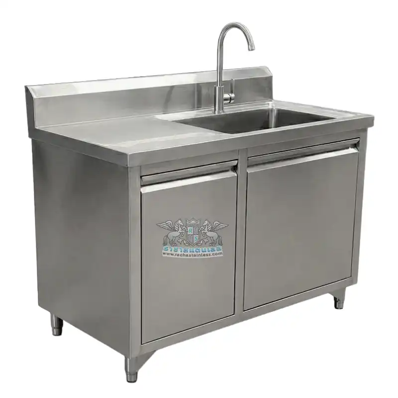 ตู้ซิงค์ล้างจานสแตนเลส 304 แบบ 1 หลุม บานเปิดทึบ 2 บาน ขนาด 70x120x85 ซม ขาปรับระดับได้
