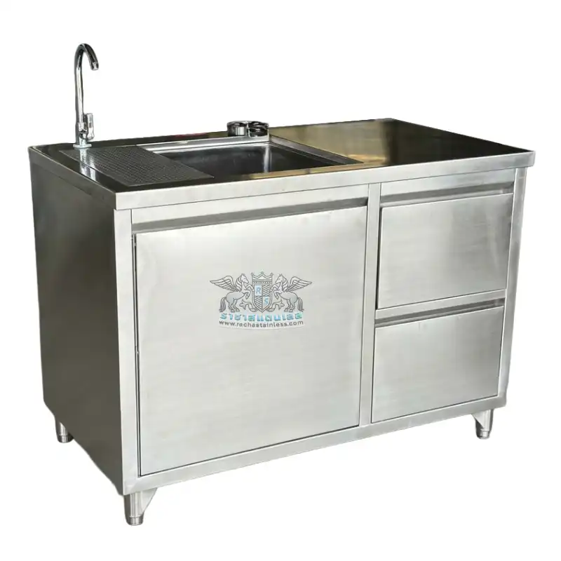 ตู้เคาน์เตอร์ซิงค์บาร์สแตนเลส 304 1 หลุม พร้อมตะแกรงพักน้ำ ที่กดล้างแก้ว และตู้เก็บของลิ้นชัก 2 ชั้น แบรนด์ราชาสแตนเลส